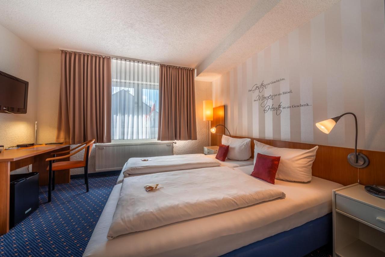 Parkhotel اوبرتشوسن المظهر الخارجي الصورة