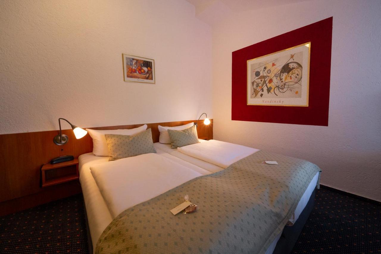 Parkhotel اوبرتشوسن المظهر الخارجي الصورة